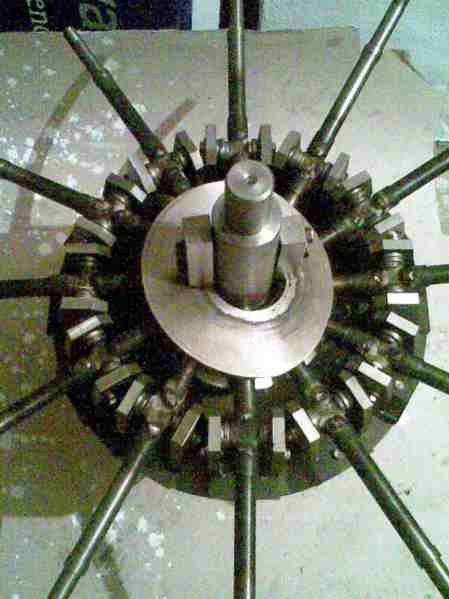  Маховик, одна из проекций