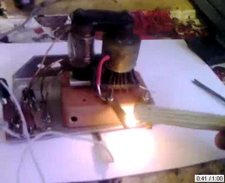 2. Деревяшку к дуге.