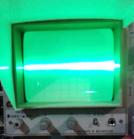 20 мкс/дел, контакт - черточка в нижней части экрана.